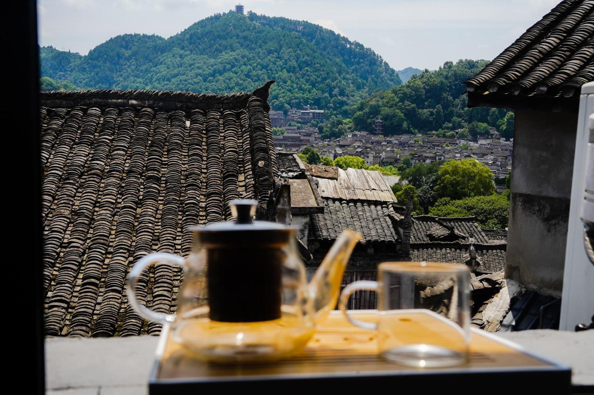 Hotel Yun 起 Iju 庭院 观 Jing 民宿 Fenghuang Habitación foto